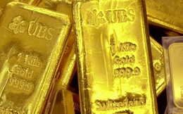 Bi quan về triển vọng kinh tế toàn cầu, nhà đầu tư mua gom vàng