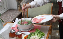 Choáng váng vì giá bún bò, bánh mì… ‘nhảy múa’ theo giá heo