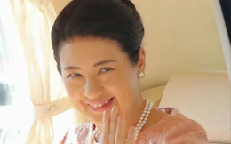 Hoàng hậu Masako tỏa sáng với phong cách khác lạ giữa tin vui hoàng gia Nhật có thêm một bé trai