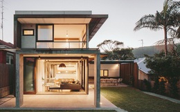 Nhà gỗ đỏ luôn rực rỡ, càng vào trong càng đẹp bất ngờ