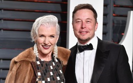 Mẹ của tỷ phú Elon Musk đã giúp con thành thiên tài nhờ cách nuôi dạy mà nhiều phụ huynh Việt còn ngần ngại: "Đừng coi con là đứa trẻ không biết gì!"