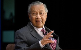 Vua Malaysia chấp nhận đơn từ chức nhưng chỉ định ông Mahathir làm thủ tướng lâm thời