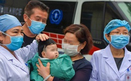 [TIN VUI] Bệnh nhân nhỏ tuổi nhất nhiễm virus corona tại tỉnh Hải Nam (Trung Quốc) được xuất viện