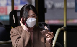 Người Hàn Quốc sau 1 tháng đối chọi dịch virus corona: Quanh quẩn trong nhà, mất khái niệm thời gian, săn tìm mặt nạ phòng độc