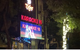 Dịch vụ karaoke mở cửa trở lại, cuối tuần vẫn ế ẩm