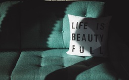 Bà cụ 91 tuổi suy ngẫm về "Nhân gian đáng giá": Cuộc sống thực ra không khó khăn như bạn tưởng!