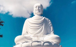 Vô tình làm nứt tượng Phật, ngày hôm sau tất cả mọi người không tin vào mắt mình: Nhân sinh vốn không hoàn hảo, khổ đau chính là món quà cho kẻ khôn ngoan