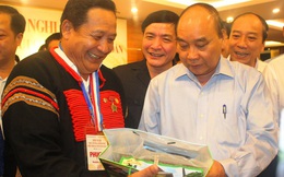 Thủ tướng Nguyễn Xuân Phúc đối thoại với nông dân: Những việc cần làm ngay