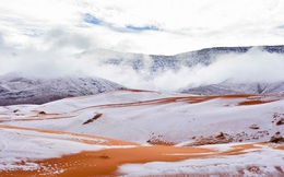 Chuyện khó tin: Tuyết rơi phủ trắng xóa một phần sa mạc Sahara, nhiệt độ chạm mức-2 độ C