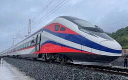 Từ việc Lào sắp vận hành tàu cao tốc "Triệu Voi", chuyên gia chỉ ra việc cấp bách với đường sắt ở Việt Nam