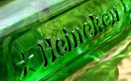 Doanh số hai gã khổng lồ ngành bia Việt Sabeco và Heineken sụt giảm mạnh do đại dịch