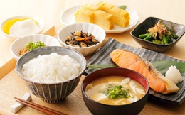 Trên bàn ăn, phụ nữ Nhật luôn tuân thủ 5 quy tắc này để kéo dài thanh xuân và nâng cao sức khỏe, ai biết cũng tiếc vì không làm sớm