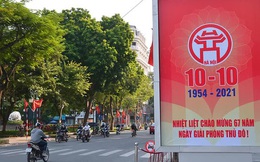 Đường phố Hà Nội rực rỡ chào mừng Kỷ niệm 67 năm Ngày Giải phóng Thủ đô