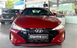 Đại lý ồ ạt chào bán Hyundai Elantra giảm 75 triệu đồng: Thấp nhất từ trước đến nay, gây áp lực cho Kia K3 và Toyota Corolla Altis