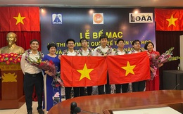 Quá đỉnh: Lần đầu tiên 5/5 thành viên đội tuyển Việt Nam giật huy chương Olympic Quốc tế Thiên văn, học cùng 1 lớp mới tài!