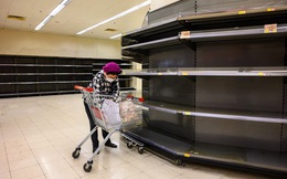 Vì sao các siêu thị Trung Quốc tắc nghẽn, người dân hoảng loạn tích trữ 300 kg gạo?