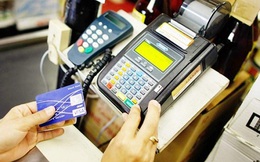 Đưa thẻ tín dụng cho nhân viên quẹt hộ, không xóa số CVC, nhiều người dùng đang quá chủ quan mà không biết có thể bị hack sạch tiền