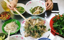 4 quán ăn núp hẻm có tuổi đời "sương sương" vài thập kỷ ở Sài Gòn: Ngon nức tiếng và chưa khi nào ngơi khách