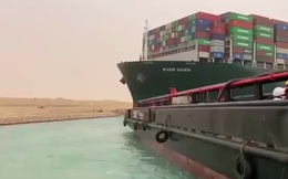 Lý giải nguyên nhân tàu container xoay ngang, khiến kênh Suez tắc đường