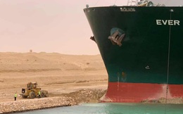 Cách theo dõi trực tiếp tàu khổng lồ mắc kẹt tại kênh đào Suez