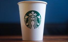 Nghệ thuật 'thao túng tâm lý người tiêu dùng' lý giải vì sao 1 chiếc ly Starbucks có thể được bán với giá 20 triệu đồng
