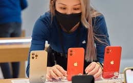 Đứng top 2 toàn cầu, điện thoại Apple kinh doanh ra sao tại Việt Nam?