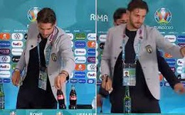 "Đu trend" Ronaldo, ngôi sao xuất sắc nhất trận Ý - Thụy Sĩ cũng gạt bỏ chai Coca-Cola ra khỏi bàn họp báo
