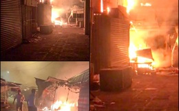 Cháy loạt ki ốt chợ trong đêm ở Hậu Giang