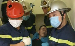 Hà Nội: Giải cứu nam thanh niên 22 tuổi bị kẹt đầu trong thang máy vận chuyển đồ ăn