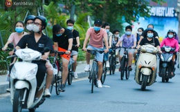 Người Hà Nội đổ xô đi thuê xe đạp, tiểu thương ung dung kiếm tiền triệu mỗi ngày