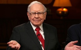 Warren Buffett chỉ ra sai lầm số 1 của các bậc cha mẹ khi dạy con về tiền bạc