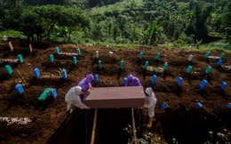 Chuyên gia cảnh báo: Nguy cơ sản sinh siêu biến chủng nguy hiểm hơn cả Delta tại "vườn ươm" Indonesia