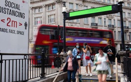 Đất nước có lệnh phong tỏa nghiêm ngặt nhất thế giới sắp được tự do, nhưng người dân chỉ thấy hồi hộp và lo sợ