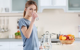 5 trường hợp cần rất cẩn trọng khi uống nước: Thói quen uống nước sai lầm chẳng đem lại lợi ích mà còn tổn hại tới sức khỏe!