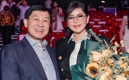 Nghe CEO Thuỷ Tiên nói về chồng mới hiểu bà được tỷ phú Johnathan Hạnh Nguyễn yêu điên cuồng cũng có lý do!