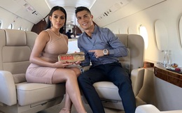 Bên trong máy bay giá 28 triệu đô của Ronaldo: 10 năm tuổi nhưng vẫn thuộc top xa xỉ, rộng 80 m2, tiện nghi không kém căn chung cư