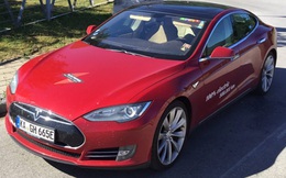 Muốn biết xe điện bền hay không, hỏi chiếc Tesla Model S đời đầu này: Chủ xe đã đi 1,5 triệu km, thay pin 2 lần, thay động cơ 3 lần