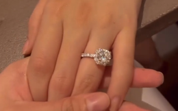 Hoa hậu Đỗ Mỹ Linh chuẩn bị kết hôn, lộ cả nhẫn kim cương siêu bự?