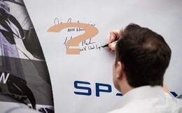 Tiết lộ hiếm hoi chữ ký của tỷ phú giàu nhất hành tinh Elon Musk