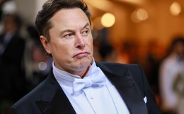 Elon Musk dọa kiện và bắt nhân viên bồi thường nếu rò rỉ tin mật của công ty cho các phương tiện truyền thông