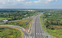 Yếu tố nào để hoàn thành 2.000 km đường cao tốc đến năm 2025?