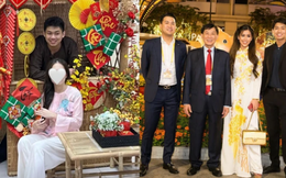 Quý tử nhà Johnathan Hạnh Nguyễn đưa bạn gái về ra mắt, gia đình nhà tỷ phú lại sắp có "nàng dâu hào môn"?