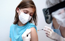 Hơn 60% phụ huynh đồng ý tiêm vaccine COVID-19 cho trẻ 5-11 tuổi