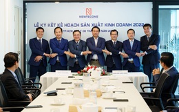 Ký kết kế hoạch 2022 với sự hiện diện của ông Nguyễn Bá Dương, Newtecons tham vọng tăng gấp đôi doanh số lên 10.000 tỷ đồng