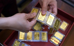 Giá vàng trong nước tiếp tục giảm sâu 1,5 triệu đồng/lượng