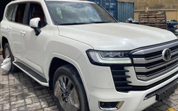 Đã hiếm còn đắt, Toyota Land Cruiser MBS 2022 đầu tiên Việt Nam dành cho đại gia cực kỳ chịu chơi: Nội thất toát ra toàn 'mùi tiền'
