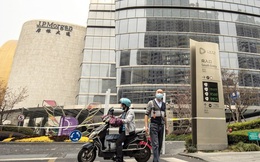 Trung Quốc: Trader 'ăn, ngủ, nghỉ' tại văn phòng đề phòng TTCK biến động dữ dội