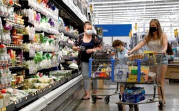 Người Mỹ quay cuồng với khủng hoảng: Cha mẹ ‘cắn răng’ cho con ăn chay, chỉ dám mua mì ống và khoai tây rẻ tiền cốt cho no bụng