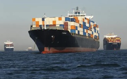 Các hãng tàu biển Trung Quốc mang container rỗng về nước hé lộ xuất khẩu Mỹ đang bị "xử ép"?