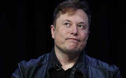 Elon Musk mắc hội chứng tâm thần 'kẻ mạo danh': Uống thuốc ngủ hàng đêm vì luôn nghĩ mình chưa phải số 1, nỗi khổ của vĩ nhân không phải ai cũng thấu hiểu